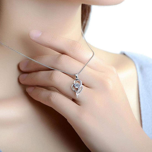 Fashion 18ct White Gold Plated 925 Sterling Silver Flower Pendant.18 inches,Prince of Wales Chain,Diamond Cut Twist Curb Necklace Chain Women Jewelery